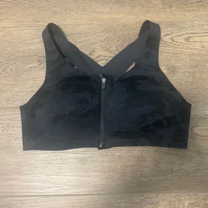 Ululating entire front zip bra size 36B